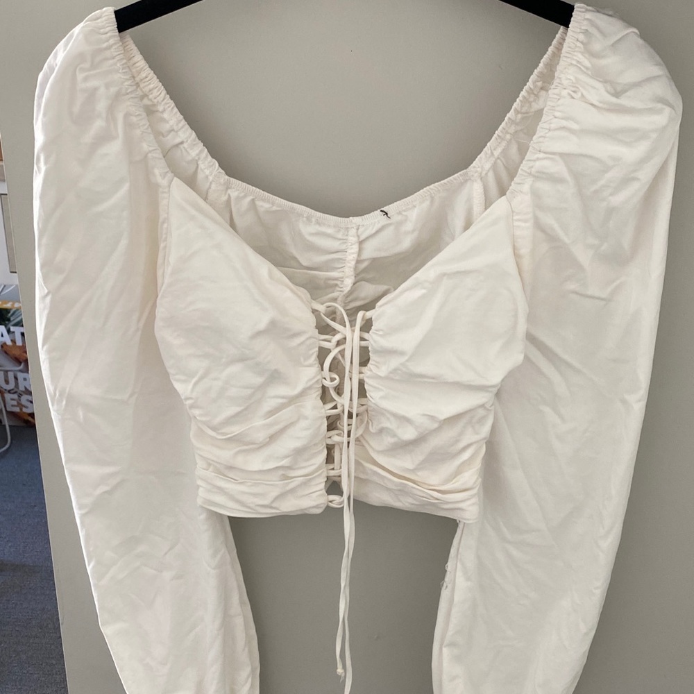 white long sleeve top lace up
